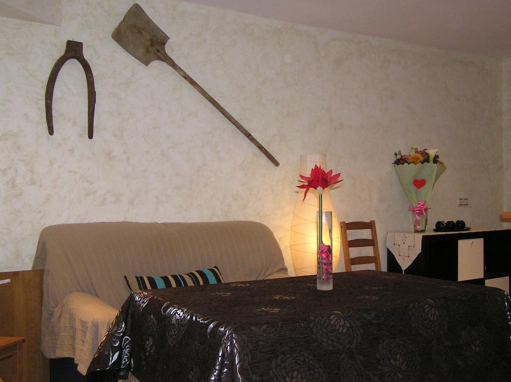 La Casa De Abajo Guest House Setenil De Las Bodegas ภายนอก รูปภาพ